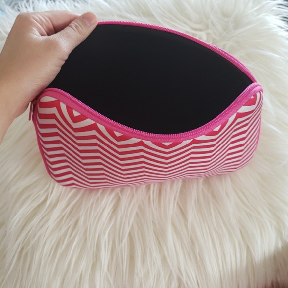 Tablet case! 🌼❤ - Picture 3 of 3